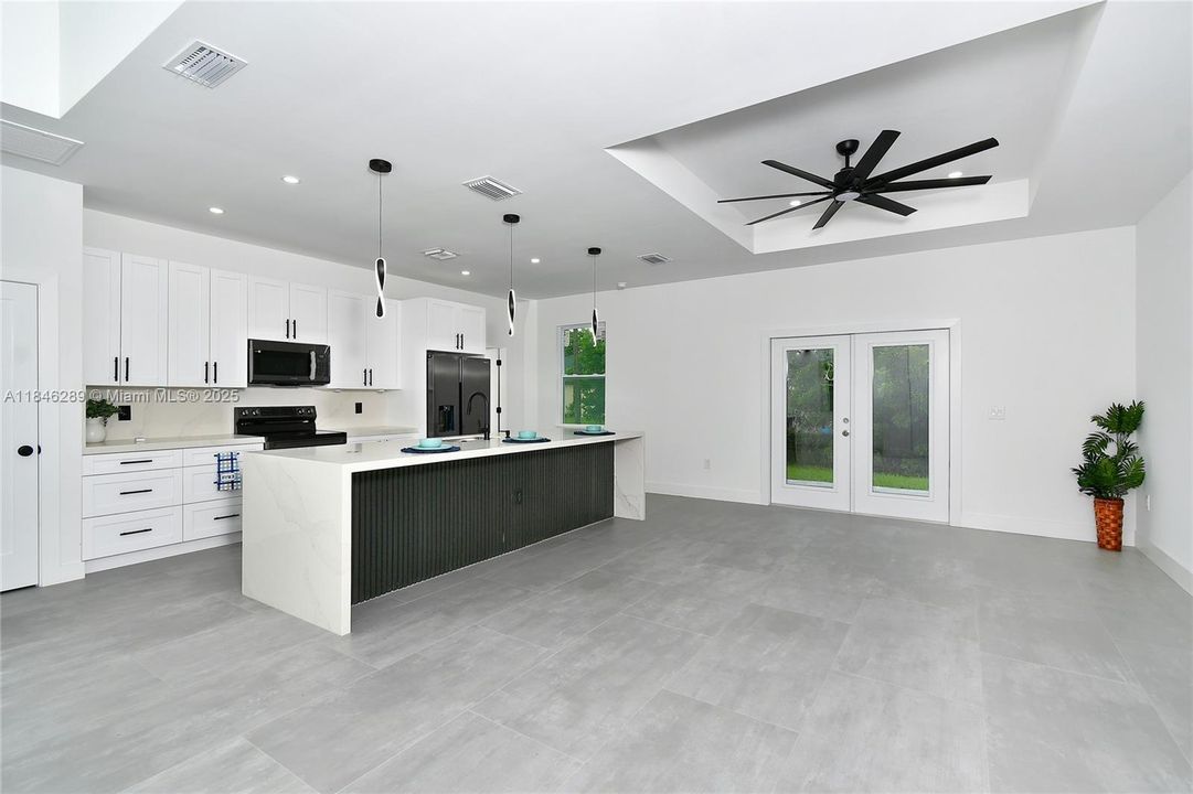 En Venta: $344,000 (3 camas, 2 baños, 0 Pies cuadrados)