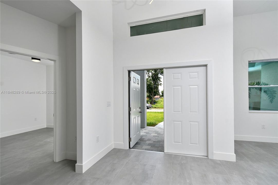 En Venta: $344,000 (3 camas, 2 baños, 0 Pies cuadrados)