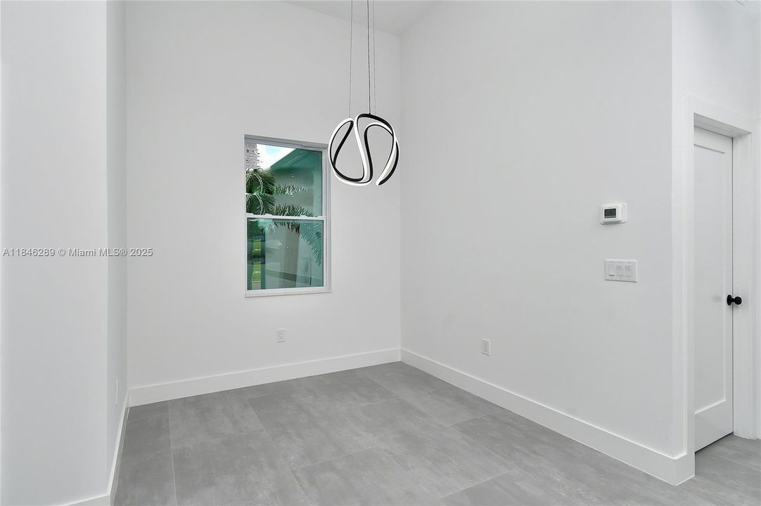 En Venta: $344,000 (3 camas, 2 baños, 0 Pies cuadrados)