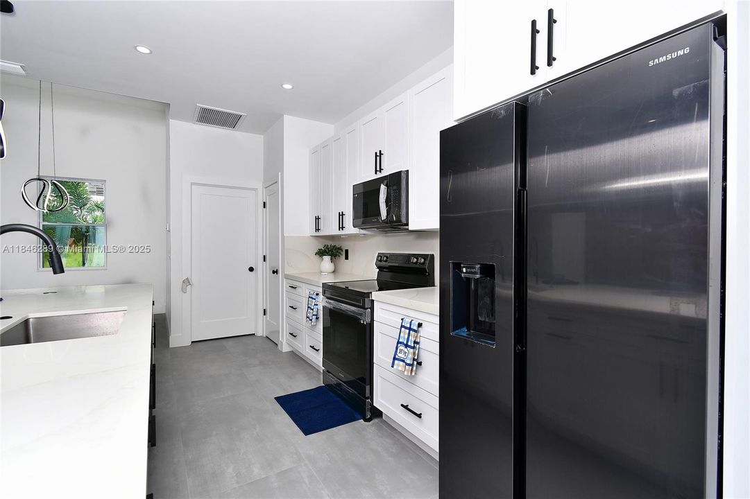 En Venta: $344,000 (3 camas, 2 baños, 0 Pies cuadrados)