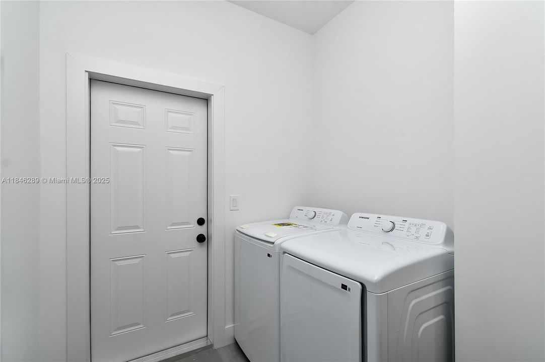 En Venta: $344,000 (3 camas, 2 baños, 0 Pies cuadrados)