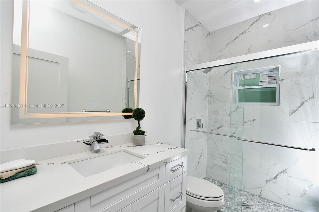 En Venta: $344,000 (3 camas, 2 baños, 0 Pies cuadrados)