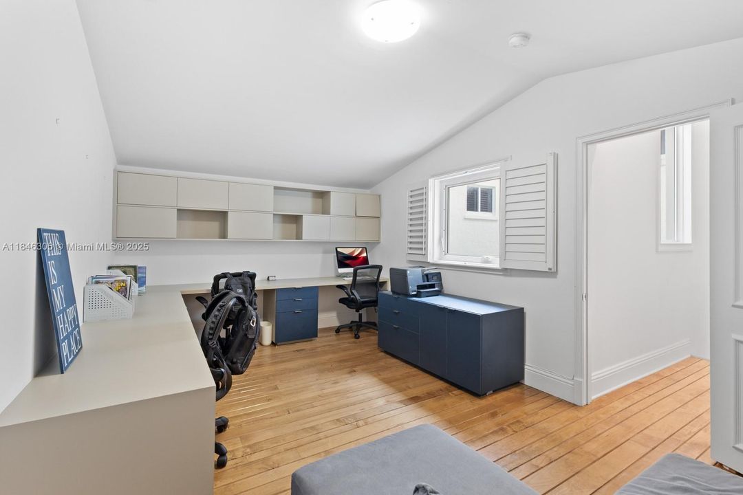 En Renta: $24,900 (5 camas, 6 baños, 3990 Pies cuadrados)