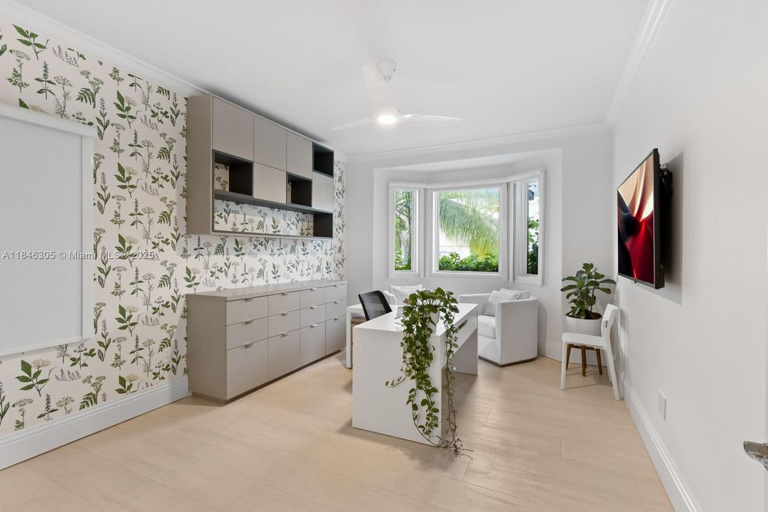 En Renta: $24,900 (5 camas, 6 baños, 3990 Pies cuadrados)