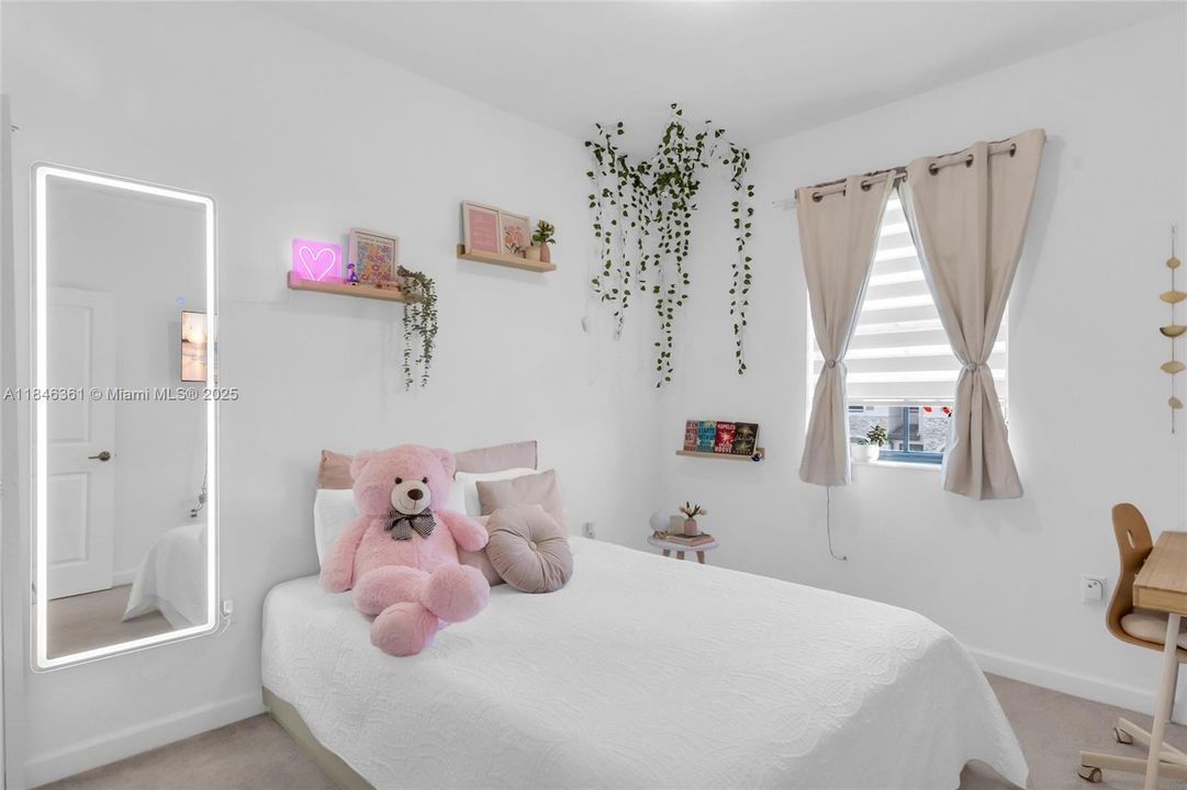 На продажу: $405,000 (3 спален, 2 ванн, 1778 Квадратных фут)