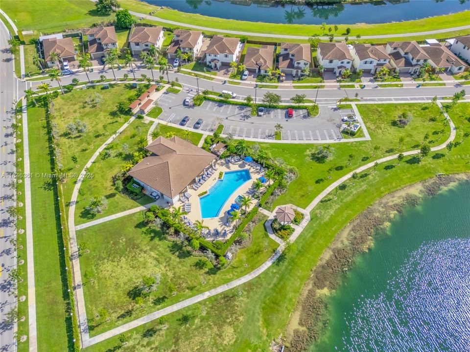 На продажу: $405,000 (3 спален, 2 ванн, 1778 Квадратных фут)