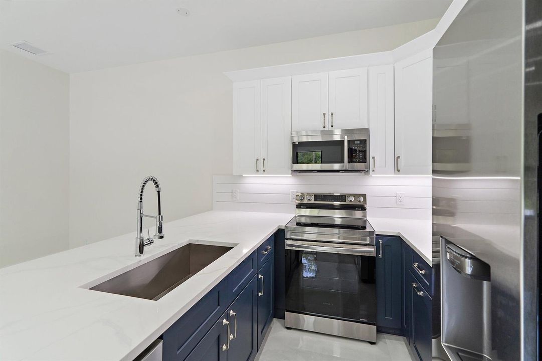 126-12850152ndStN-Jupiter-FL-33478-SMALL