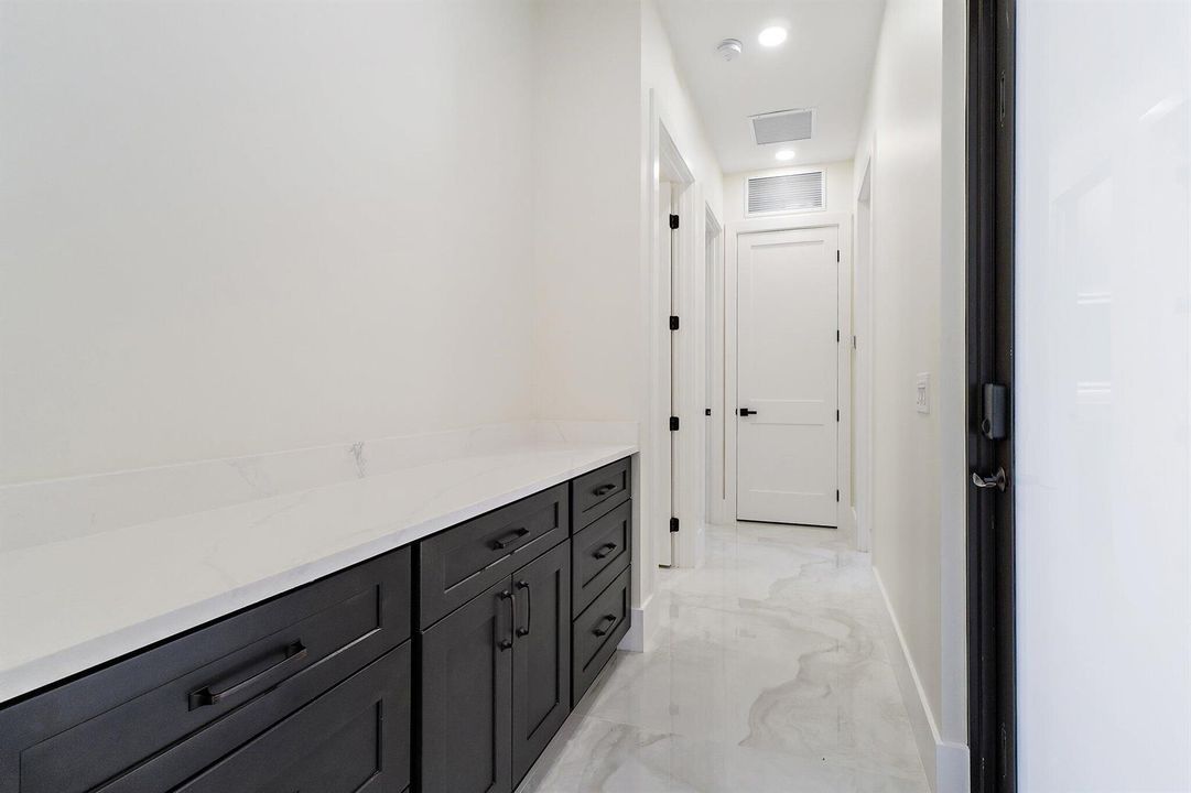 122-12850152ndStN-Jupiter-FL-33478-SMALL