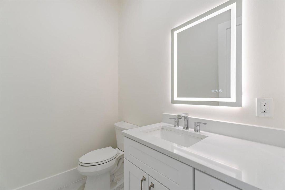 045-12850152ndStN-Jupiter-FL-33478-SMALL