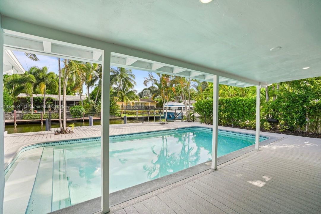 En Venta: $950,000 (3 camas, 3 baños, 0 Pies cuadrados)