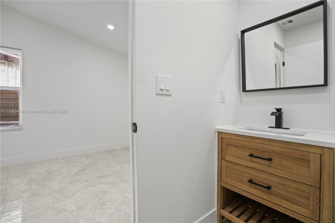 En Venta: $950,000 (3 camas, 3 baños, 0 Pies cuadrados)