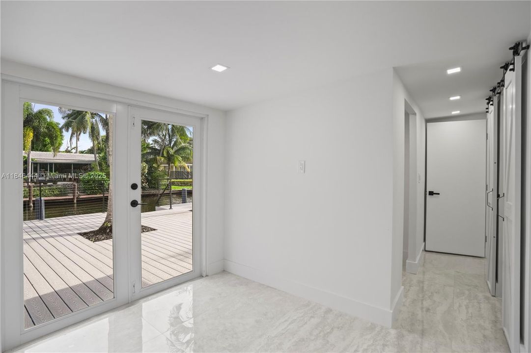 En Venta: $950,000 (3 camas, 3 baños, 0 Pies cuadrados)