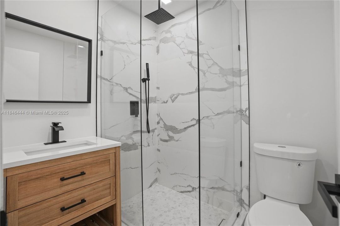 En Venta: $950,000 (3 camas, 3 baños, 0 Pies cuadrados)