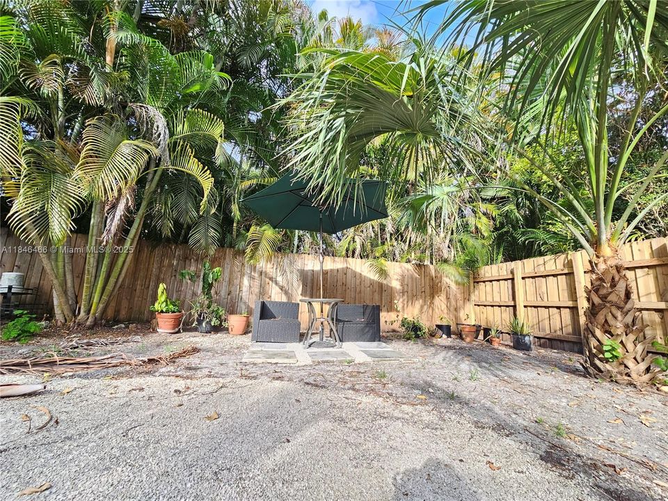 En Venta: $1,249,999 (3 camas, 2 baños, 1408 Pies cuadrados)