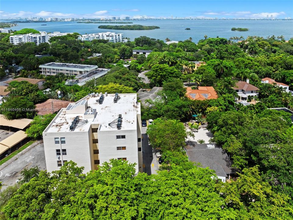 En Venta: $1,249,999 (3 camas, 2 baños, 1408 Pies cuadrados)