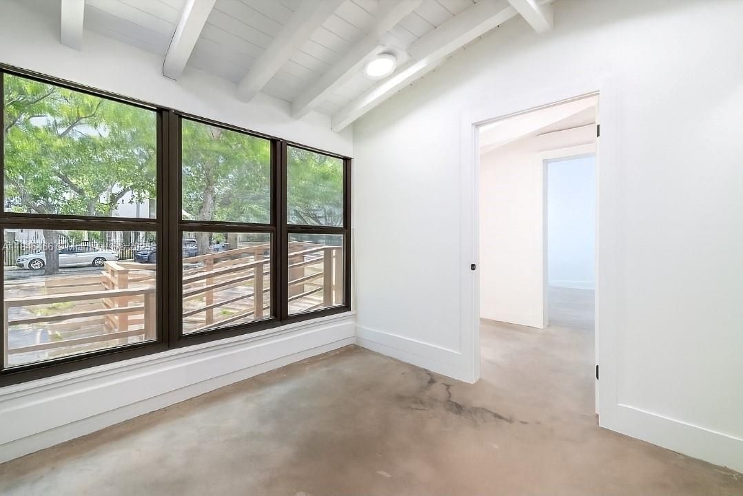 En Venta: $1,249,999 (3 camas, 2 baños, 1408 Pies cuadrados)