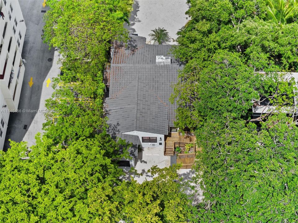 En Venta: $1,249,999 (3 camas, 2 baños, 1408 Pies cuadrados)