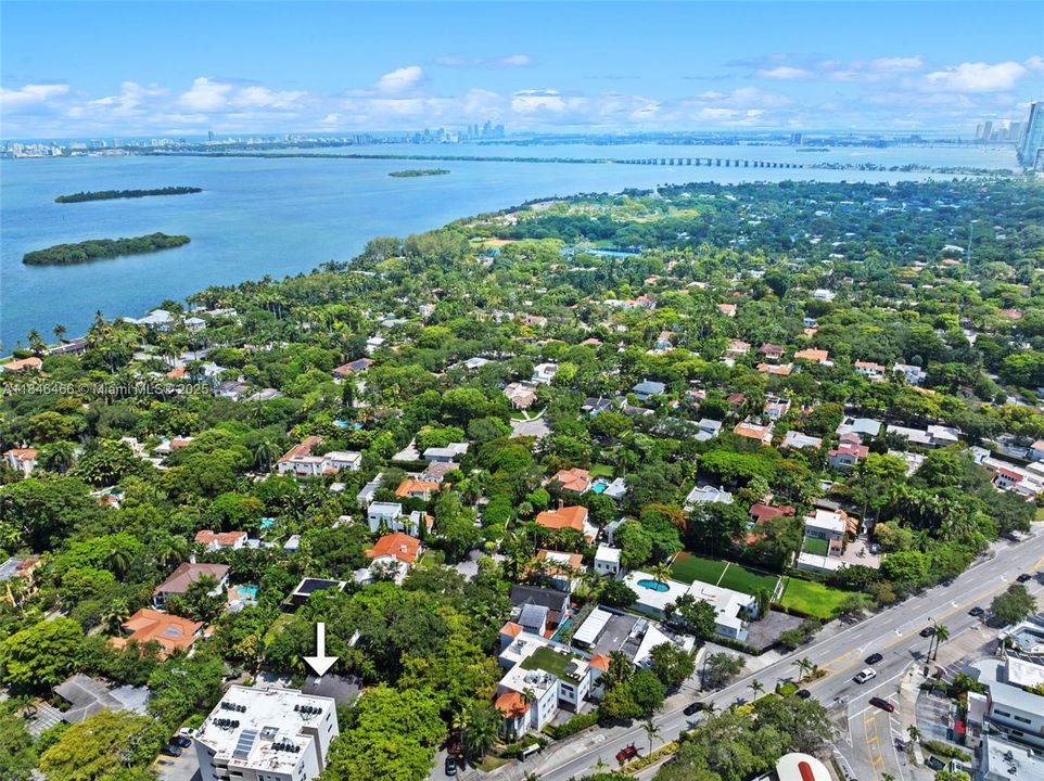 En Venta: $1,249,999 (3 camas, 2 baños, 1408 Pies cuadrados)