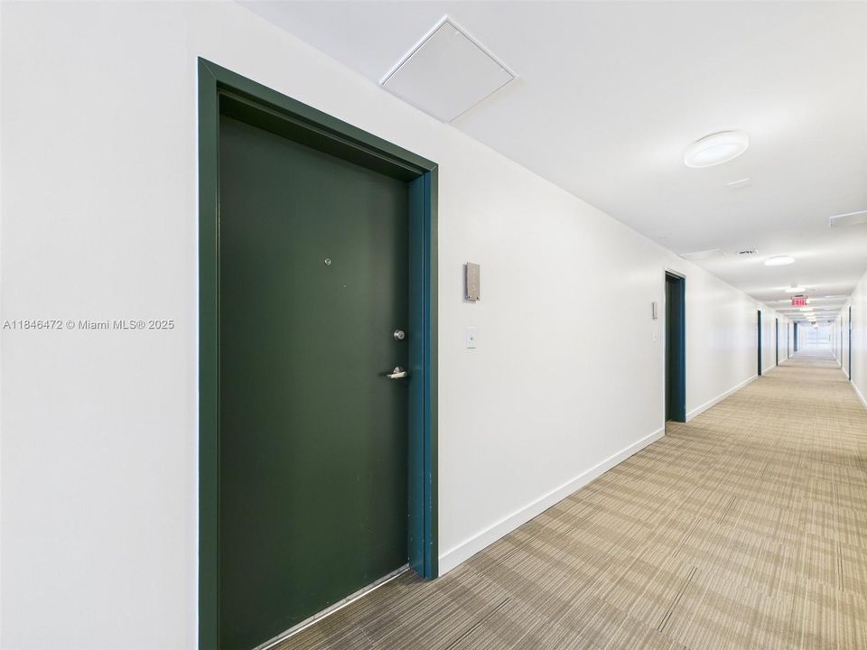 На продажу: $350,000 (1 спален, 1 ванн, 560 Квадратных фут)