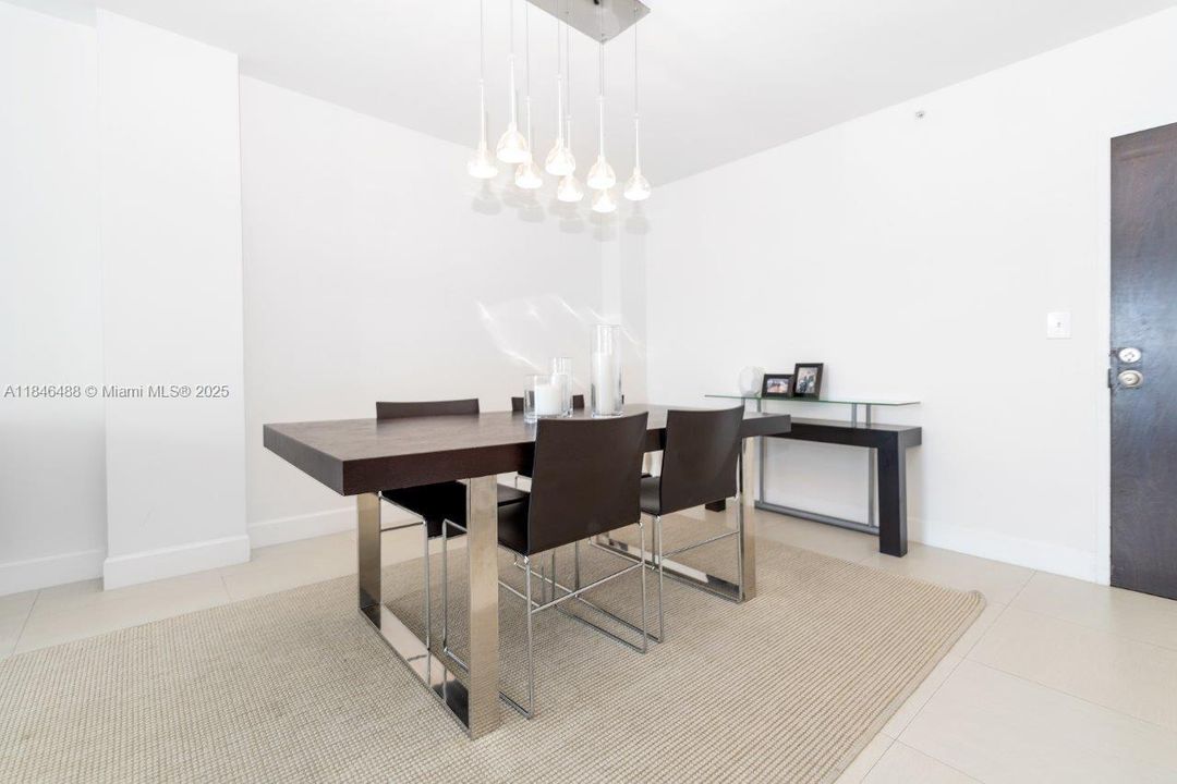 Недавно арендовано: $4,500 (2 спален, 2 ванн, 1062 Квадратных фут)