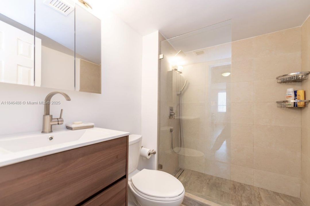 Недавно арендовано: $4,500 (2 спален, 2 ванн, 1062 Квадратных фут)