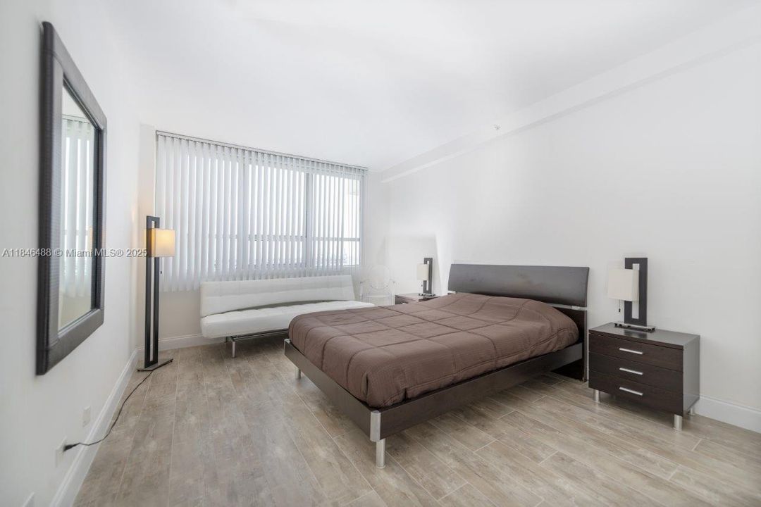 Недавно арендовано: $4,500 (2 спален, 2 ванн, 1062 Квадратных фут)