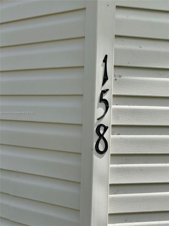 For Sale: $249,900 (3 beds, 2 baths, 1120 Square Feet)