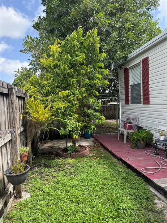 For Sale: $249,900 (3 beds, 2 baths, 1120 Square Feet)