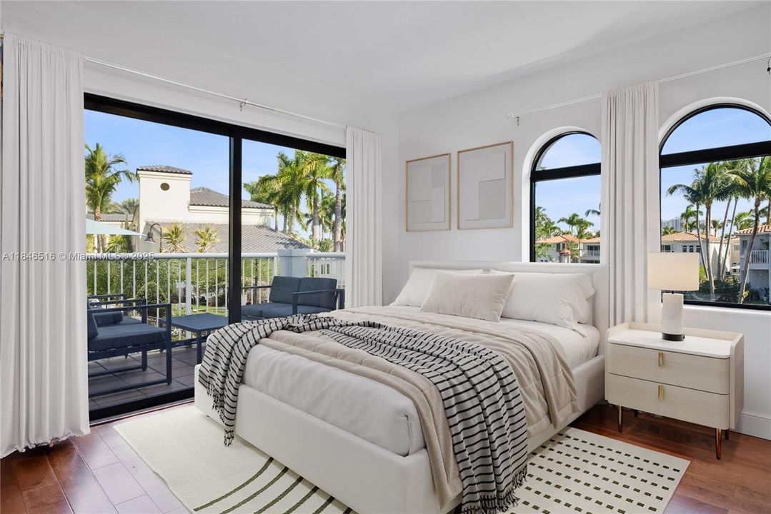 Recently Sold: $1,525,000 (4 beds, 3 baths, 2361 Square Feet)