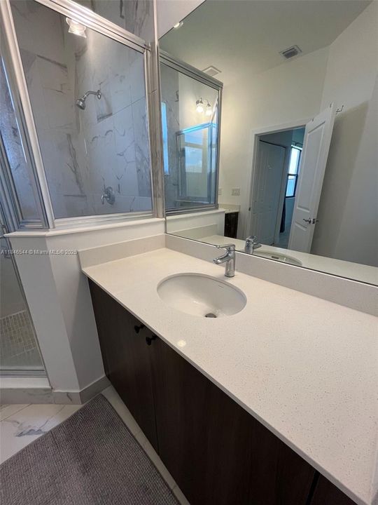 待售: $415,000 (3 贝兹, 2 浴室, 1958 平方英尺)