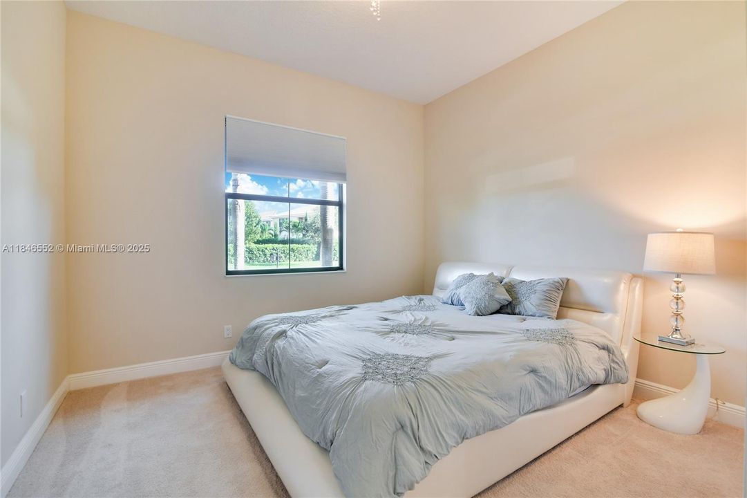 En Venta: $1,900,000 (5 camas, 4 baños, 3995 Pies cuadrados)