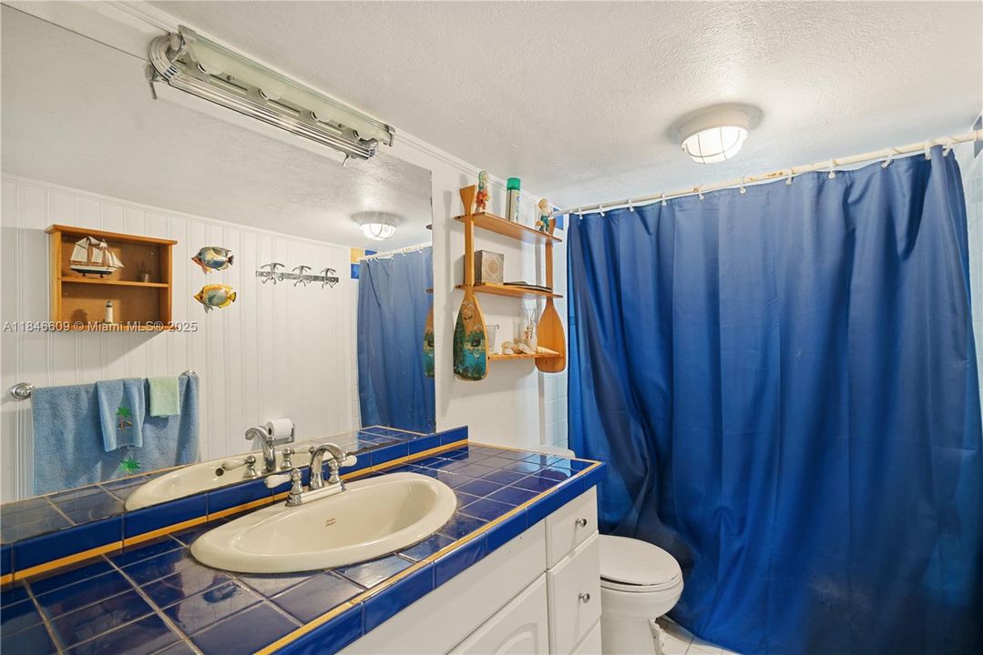 Недавно продано: $795,000 (3 спален, 2 ванн, 1133 Квадратных фут)