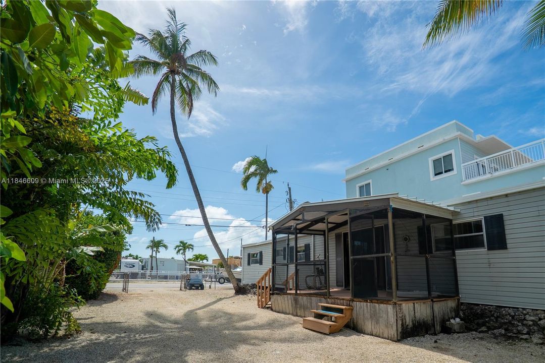 Недавно продано: $795,000 (3 спален, 2 ванн, 1133 Квадратных фут)