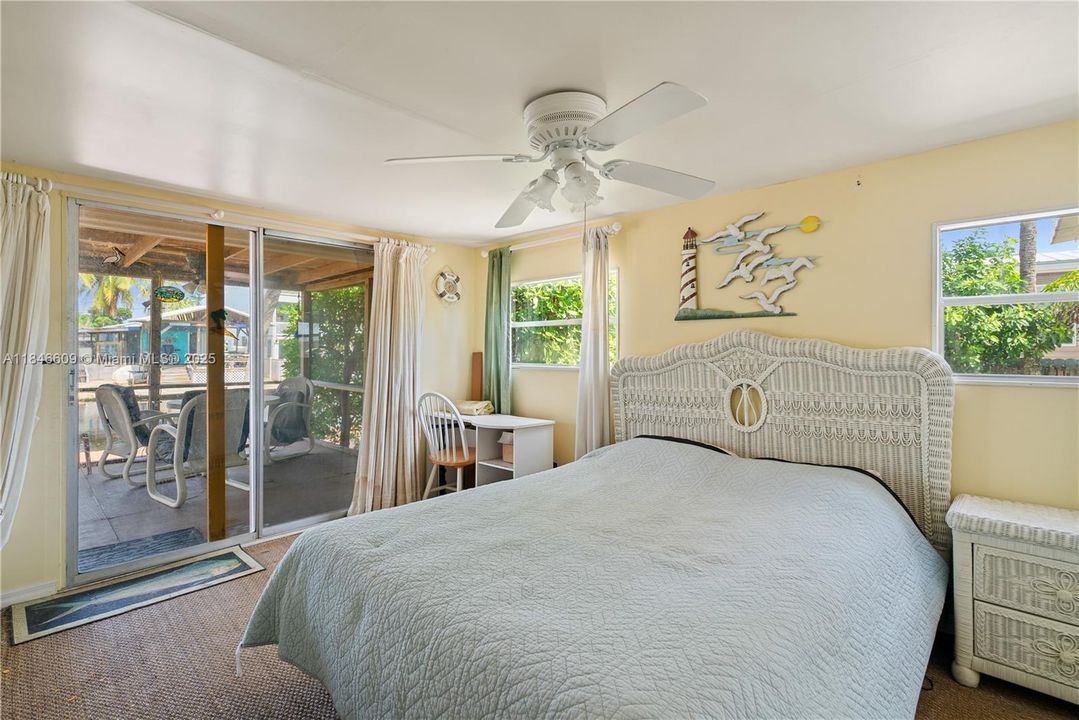 Недавно продано: $795,000 (3 спален, 2 ванн, 1133 Квадратных фут)