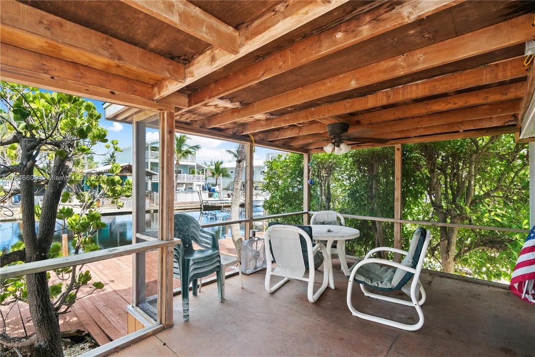 Недавно продано: $795,000 (3 спален, 2 ванн, 1133 Квадратных фут)