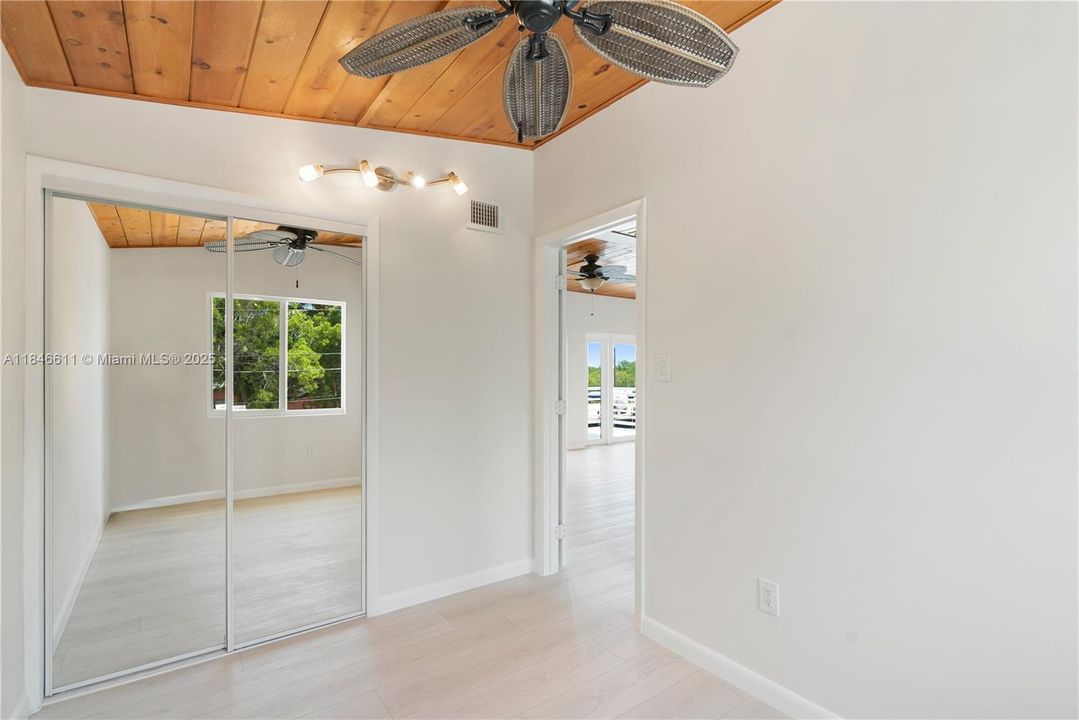 待售: $1,395,000 (3 贝兹, 2 浴室, 1536 平方英尺)