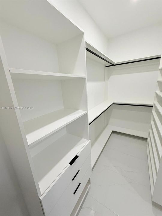 Vendido Recientemente: $450,000 (3 camas, 3 baños, 0 Pies cuadrados)