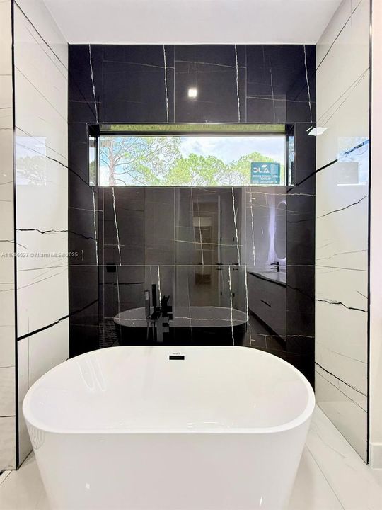 Vendido Recientemente: $450,000 (3 camas, 3 baños, 0 Pies cuadrados)