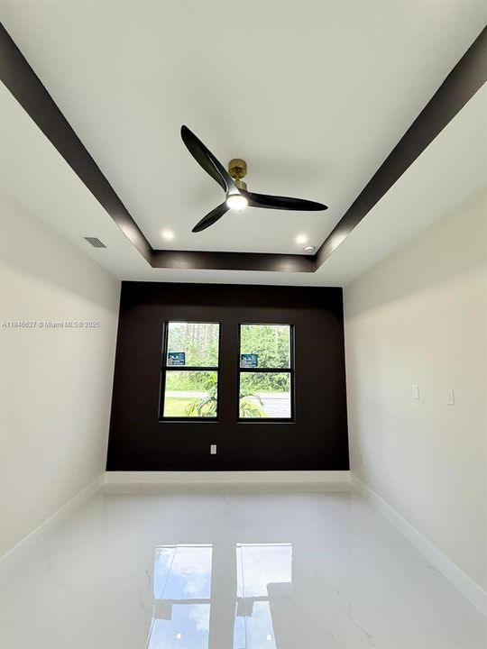 Vendido Recientemente: $450,000 (3 camas, 3 baños, 0 Pies cuadrados)