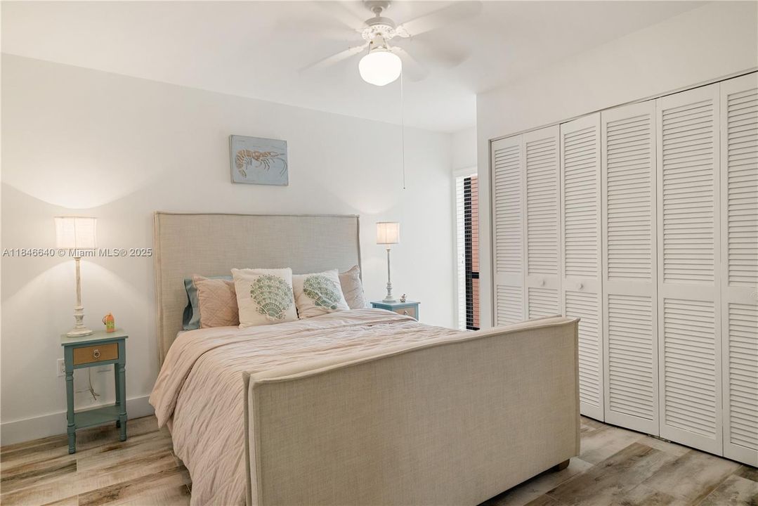 待售: $1,050,000 (3 贝兹, 3 浴室, 1271 平方英尺)