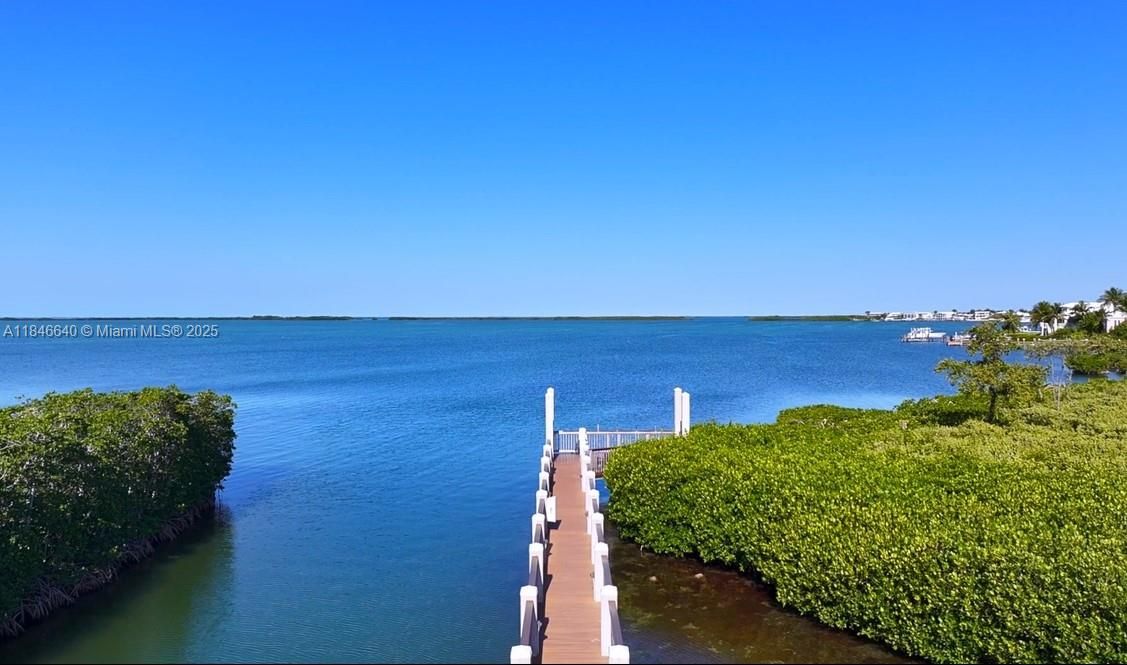 待售: $1,050,000 (3 贝兹, 3 浴室, 1271 平方英尺)