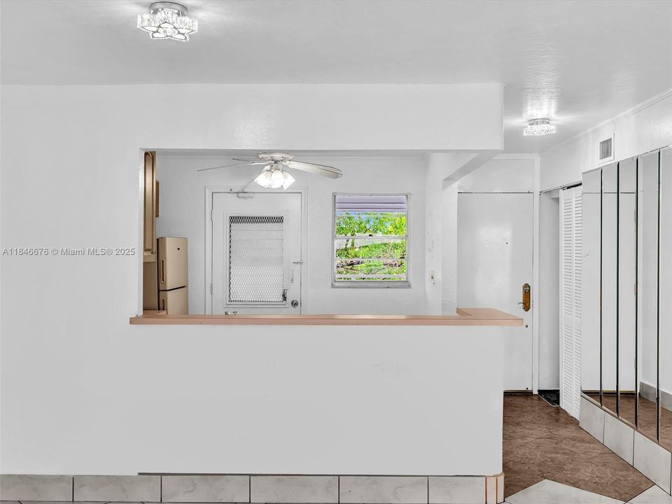 En Venta: $199,900 (2 camas, 2 baños, 1085 Pies cuadrados)