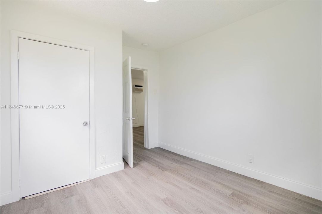 На продажу: $289,000 (3 спален, 2 ванн, 1086 Квадратных фут)