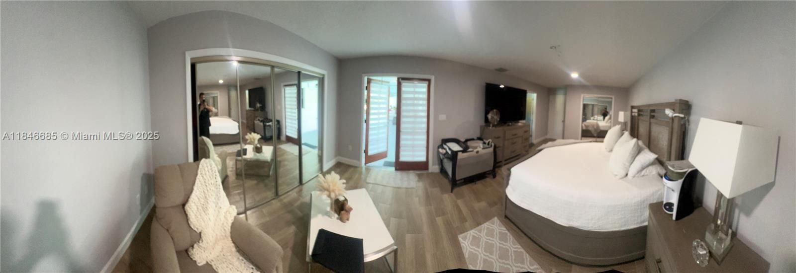 For Sale: $490,000 (5 beds, 3 baths, 2515 Square Feet)