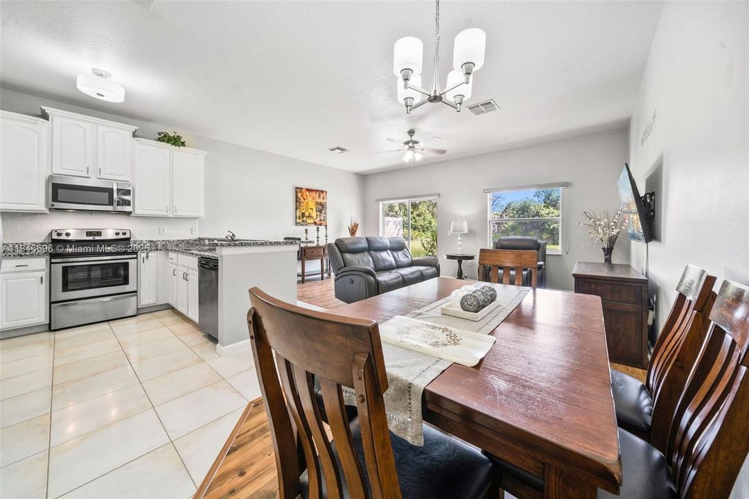 Active With Contract: $300,000 (3 beds, 2 baths, 0 Square Feet)