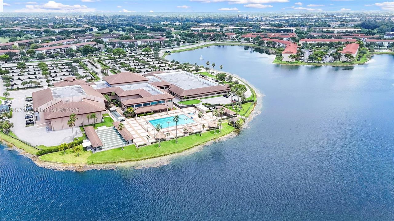 Century Village in Pembroke Pines offers a wide range of amenities, including a spacious ballroom, both indoor and outdoor heated swimming pools, and numerous meeting, billiard, and card rooms. Residents can enjoy activities such as bingo, arts and crafts, music sessions, ceramics, computer workshops, and more. The community also boasts a par-71 golf course designed to challenge players of all skill levels.