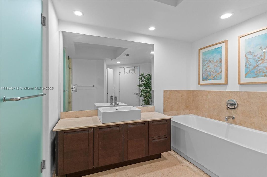 Недавно продано: $930,000 (3 спален, 2 ванн, 1489 Квадратных фут)