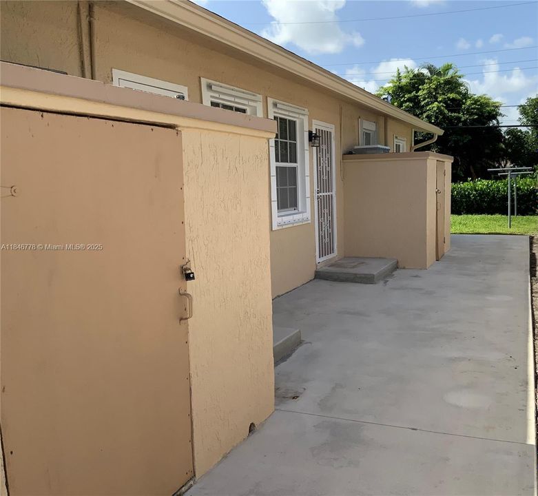 For Sale: $610,000 (0 beds, 0 baths, 1627 Square Feet)