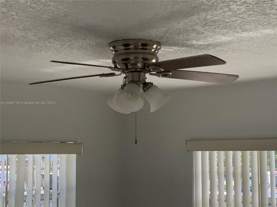 For Sale: $610,000 (0 beds, 0 baths, 1627 Square Feet)