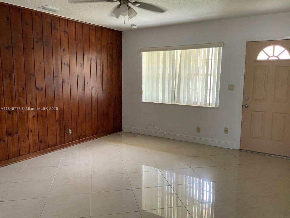 For Sale: $610,000 (0 beds, 0 baths, 1627 Square Feet)